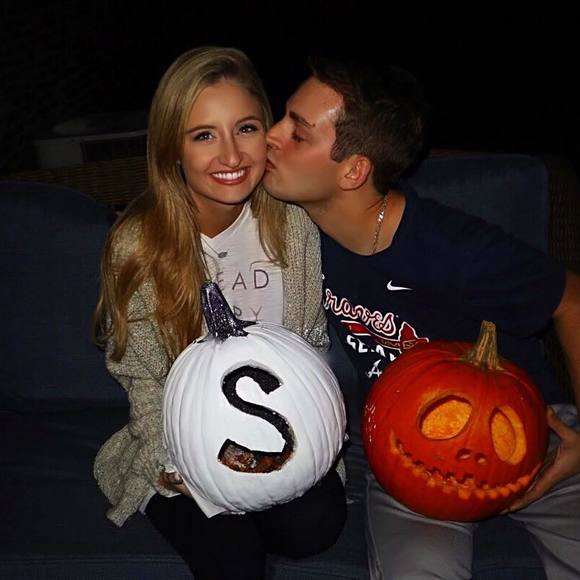 Meet your Posher, Stratton - Picture 1 of 1